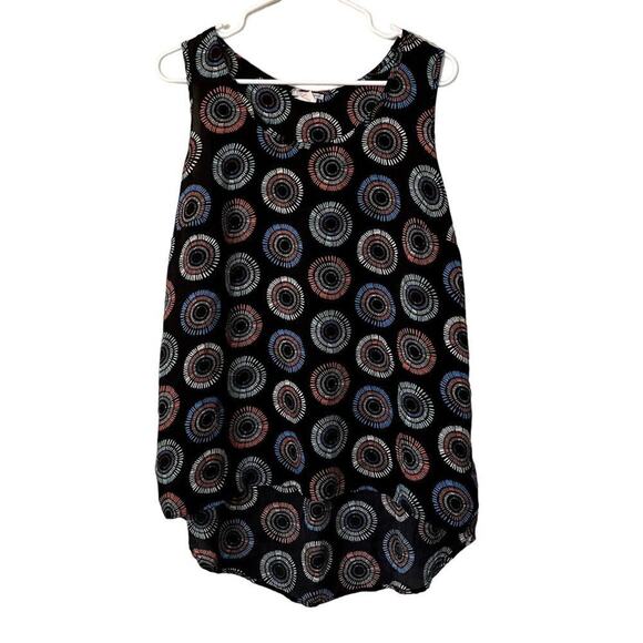 Halogen Tops - Halogen geometric circles summer sleeveless lightweight top classic casual
